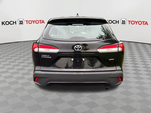 Used 2023 Toyota Corolla Cross L AWD/4WD image 7