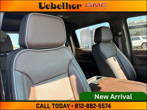 Used 2023 GMC Sierra 1500 Denali w/ Denali Reserve Package AWD/4WD image 4
