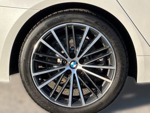 Used 2023 BMW 530i w/ Premium Package image 11