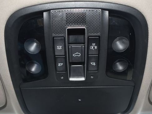 Used 2019 Kia Sorento EX w/ EX Touring Package image 36