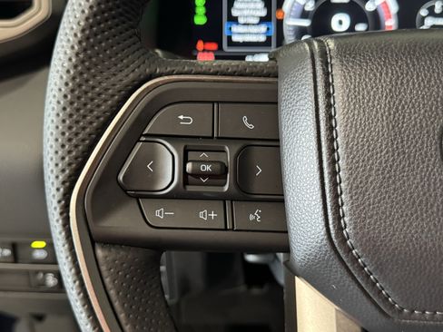 Used 2025 Toyota Tundra Limited image 30