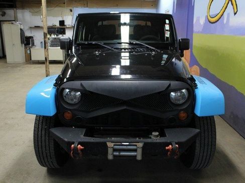 Used 2015 Jeep Wrangler Sport image 2