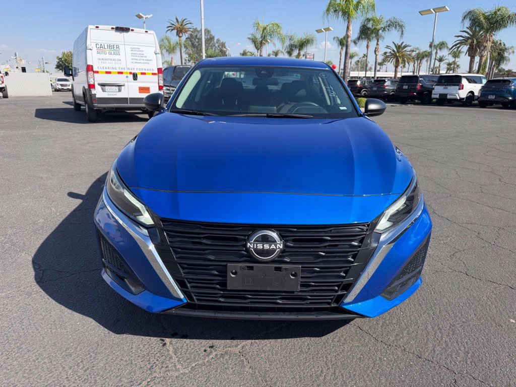 Certified 2025 Nissan Altima 2.5 SV FWD image 6