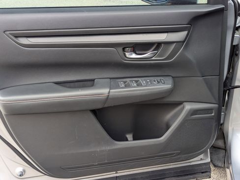 Used 2023 Honda CR-V Sport image 11