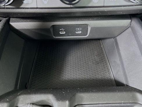 Certified 2023 Honda Accord LX image 17