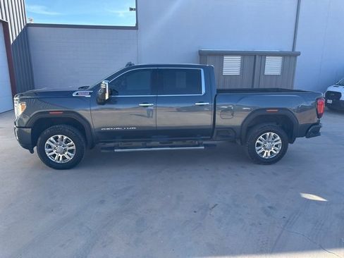 Used 2020 GMC Sierra 2500 Denali w/ Denali Ultimate Package image 4