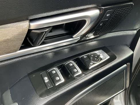 Used 2022 Kia Telluride SX w/ SX Prestige Package image 14