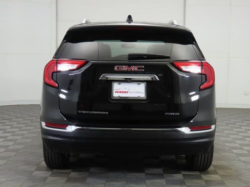 Used 2023 GMC Terrain SLT image 6