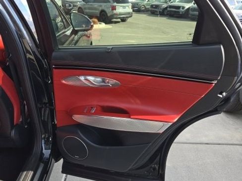 Used 2023 Genesis GV70 2.5T w/ Sport Prestige Package image 30