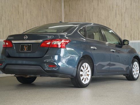 Used 2017 Nissan Sentra SV FWD image 10