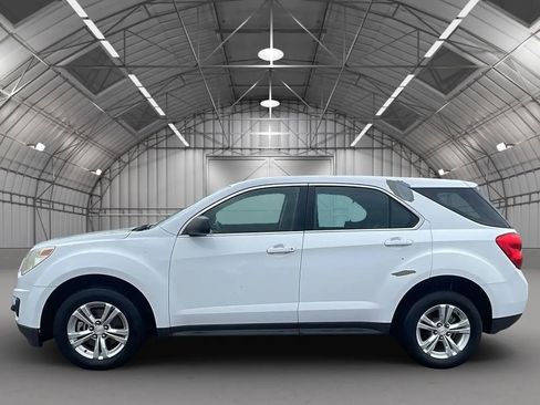 Used 2014 Chevrolet Equinox LS AWD/4WD image 2