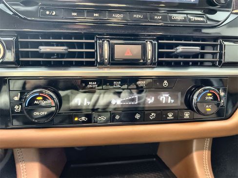 Certified 2023 Nissan Pathfinder Platinum image 17