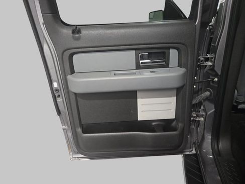 Used 2014 Ford F150 XLT w/ Equipment Group 302A Luxury image 16