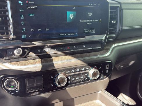 Used 2025 Chevrolet Silverado 2500 LT w/ Safety Package image 16