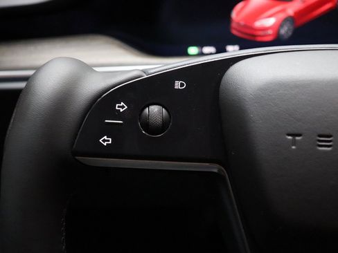 Used 2022 Tesla Model S AWD image 52