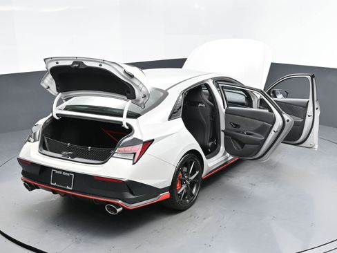 New 2025 Hyundai Elantra N image 17