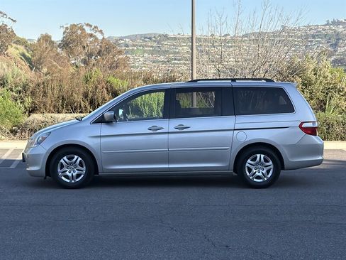 Used 2006 Honda Odyssey Touring image 2