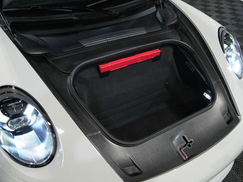 Used 2020 Porsche 911 Carrera 4S image 46