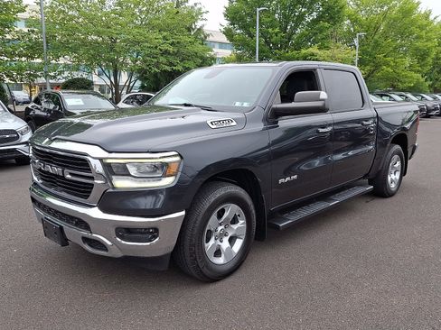 Used 2019 RAM 1500 Big Horn AWD/4WD image 3
