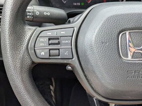 Used 2023 Honda HR-V LX image 19