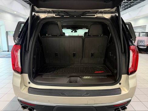 Used 2023 GMC Yukon Denali AWD/4WD image 10