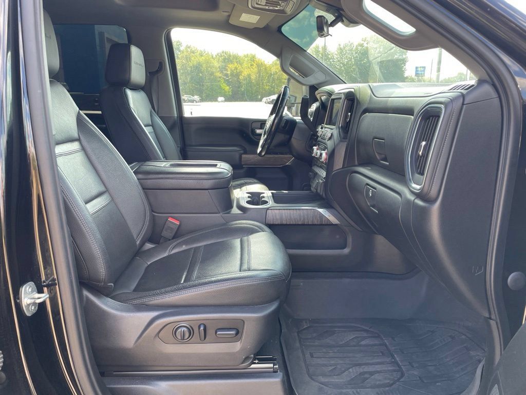 Used 2020 GMC Sierra 2500 Denali w/ Denali Ultimate Package AWD/4WD image 37