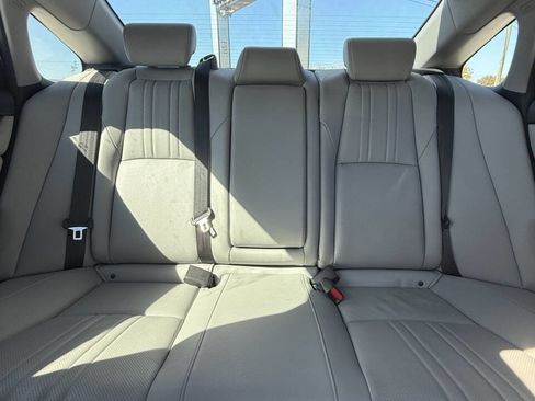 Used 2020 Honda Accord Touring image 14