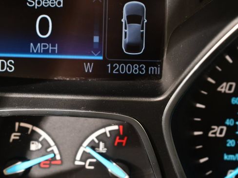 Used 2016 Ford Escape Titanium w/ Equipment Group 301A AWD/4WD image 26