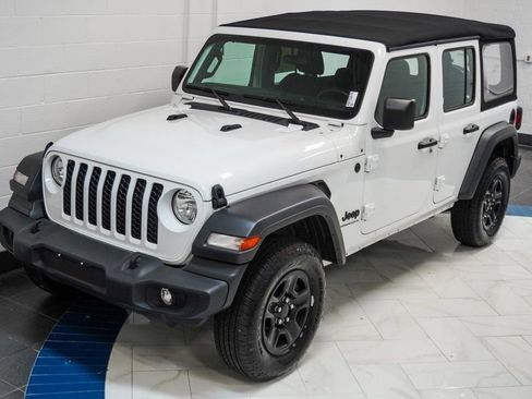 Used 2024 Jeep Wrangler Unlimited Sport AWD/4WD image 16