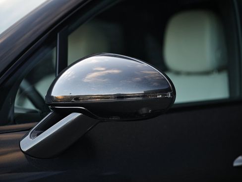 New 2026 Porsche Macan S image 14