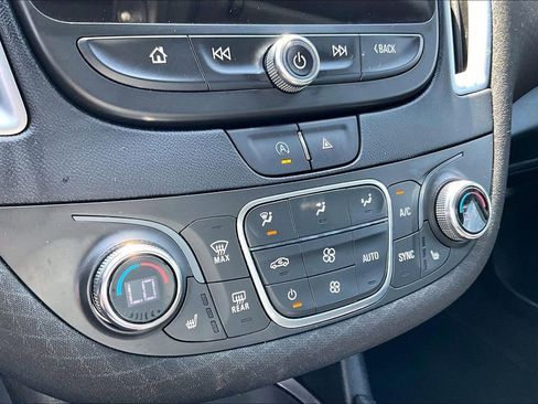 Used 2024 Chevrolet Malibu LT FWD image 31