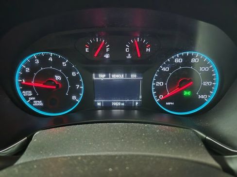 Used 2020 Chevrolet Equinox LS w/ LS Convenience Package FWD image 24