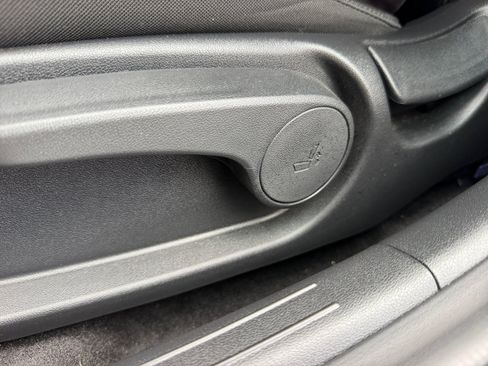 Used 2025 Hyundai Elantra SEL w/ Cargo Package FWD image 14