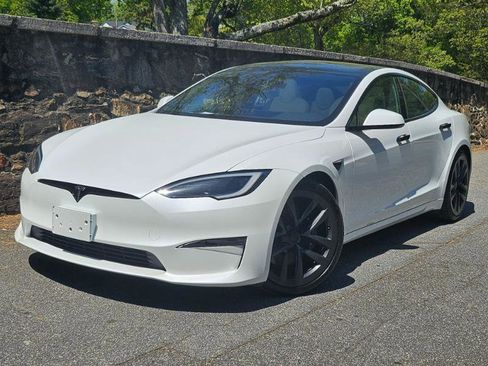 Used 2023 Tesla Model S AWD image 2