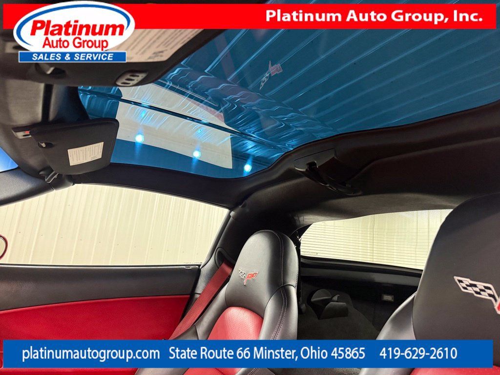 Used 2007 Chevrolet Corvette Coupe w/ Preferred Equipment Group RWD image 14