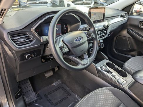 Used 2025 Ford Escape Active image 13