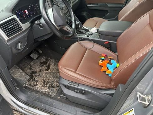 Used 2021 Volkswagen Atlas SEL image 11