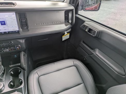 New 2025 Ford Bronco Big Bend w/ Black Diamond Package AWD/4WD image 19