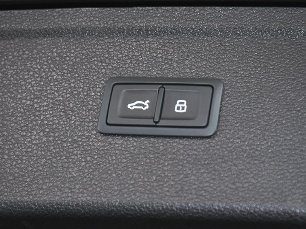 Used 2023 Audi SQ5 Premium w/ Convenience Package AWD/4WD image 65