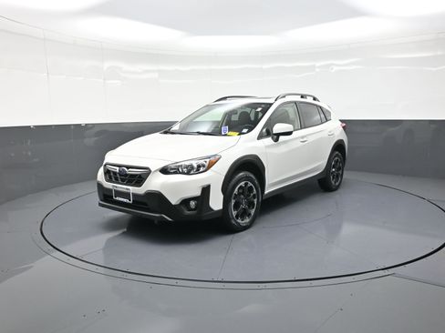 Used 2023 Subaru Crosstrek 2.0i Premium image 7