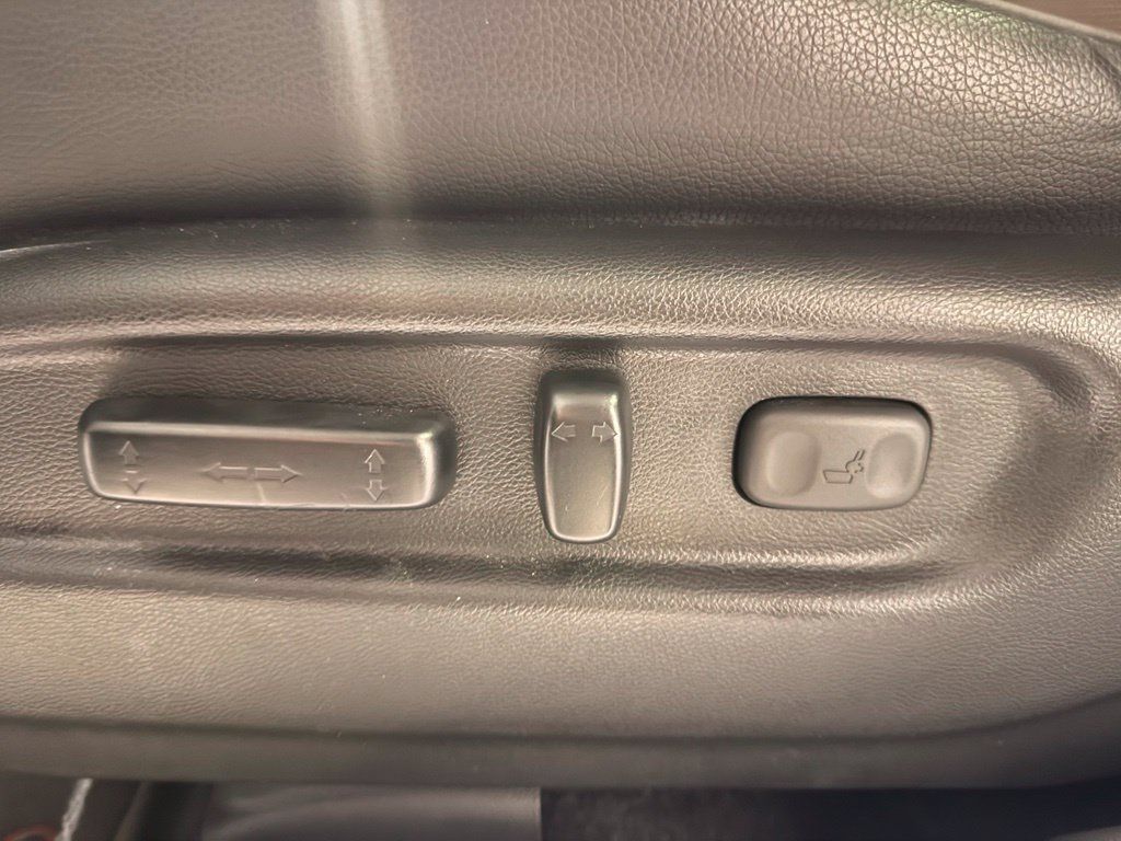 Used 2025 Honda Ridgeline Black Edition image 15