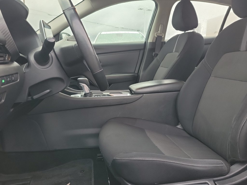 Used 2024 Nissan Sentra SV w/ All-Weather Package FWD image 19
