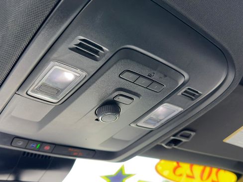 Used 2023 Chevrolet Tahoe LT image 16