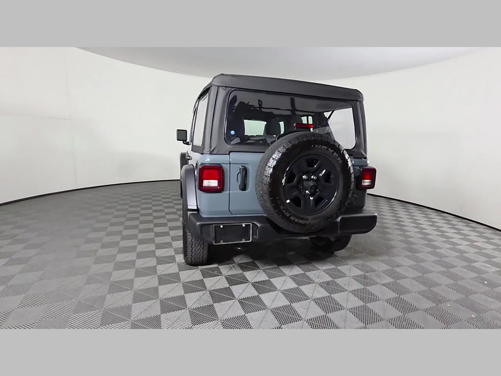 Used 2025 Jeep Wrangler Unlimited Sport AWD/4WD image 43
