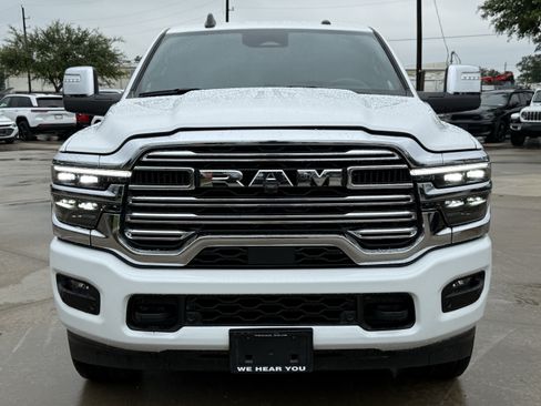 Used 2025 RAM 2500 Laramie AWD/4WD image 16