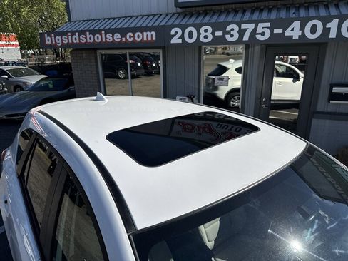 Used 2016 MAZDA CX-5 Touring w/ Bose/Moonroof Package image 15