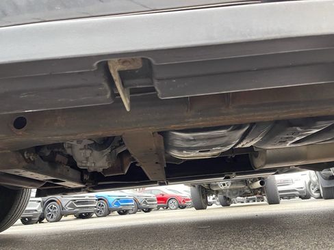 Used 2014 Chevrolet Suburban LT image 25