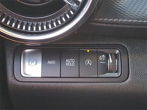 Used 2025 Chevrolet Equinox LT w/ Convenience Package II image 23