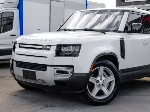 Used 2020 Land Rover Defender 110 SE AWD/4WD image 5