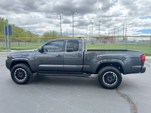 Used 2023 Toyota Tacoma SR image 10